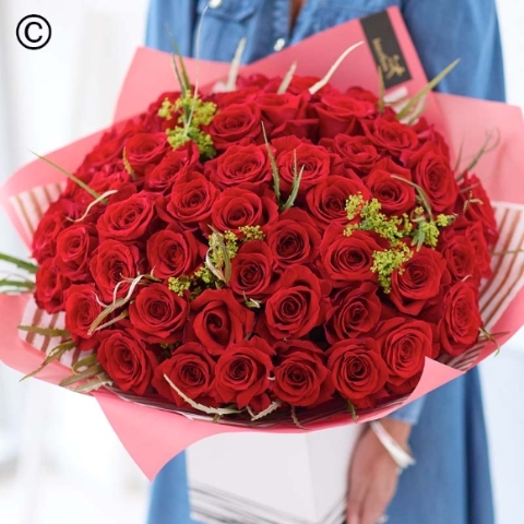 Valentines Day Luxury 50 Red Roses